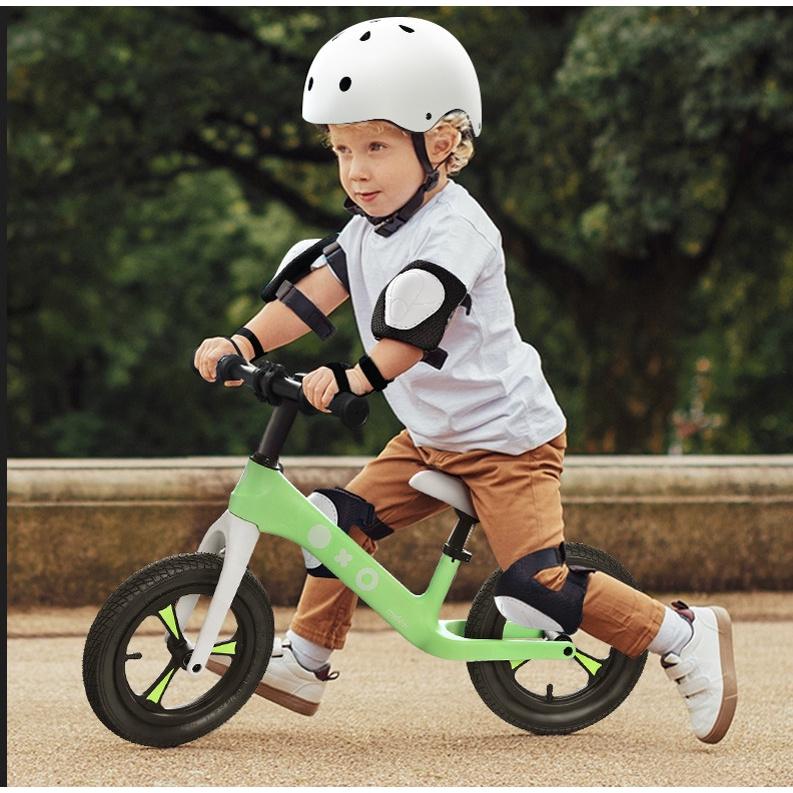 Xe chòi chân cho bé Mideer Kid Bike Stand, xe thăng bằng cho bé vận động