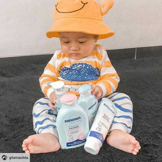 Combo Sữa tắm gội Sanosan chiết xuất Olive hữu cơ dung tích