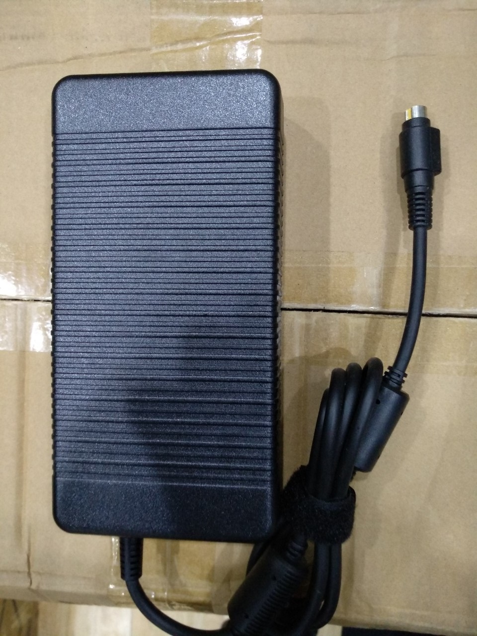 Sạc dành cho (AC Power Adapter for) Laptop Clevo P370EM P370EM3 P570WM Gaming 330W Charger ADP-330AB B