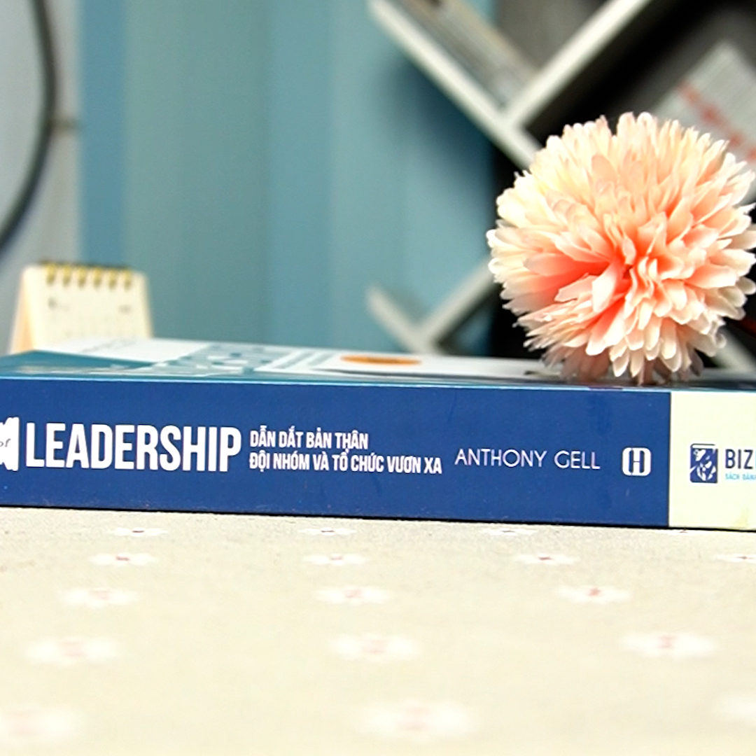 Sách Dẫn Dắt Bản Thân, Đội Nhóm Và Tổ Chức Vươn Xa - The Book Of Leadership - BIZBOOKS