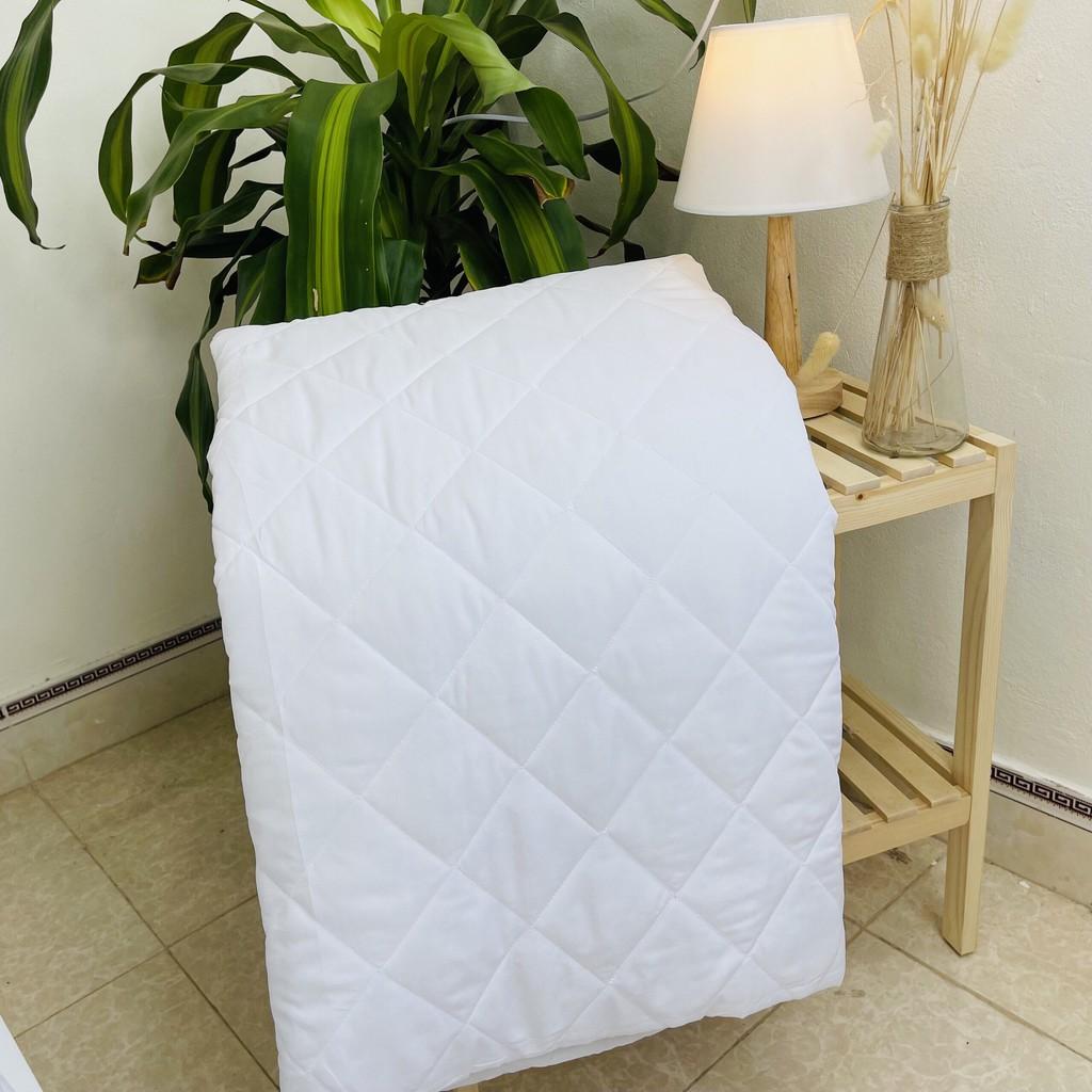 Ruột chăn hè Khách Sạn Trần bông tấm kháng khuẩn kích thước 2mx2m2 hàng cao cấp M2T beddng