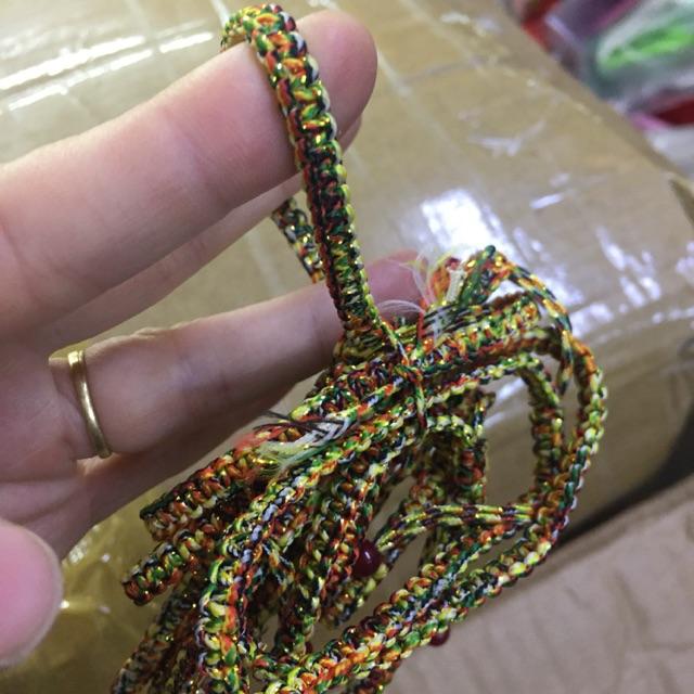 Vòng tay tết chỉ ngũ sắc xinh xinh
