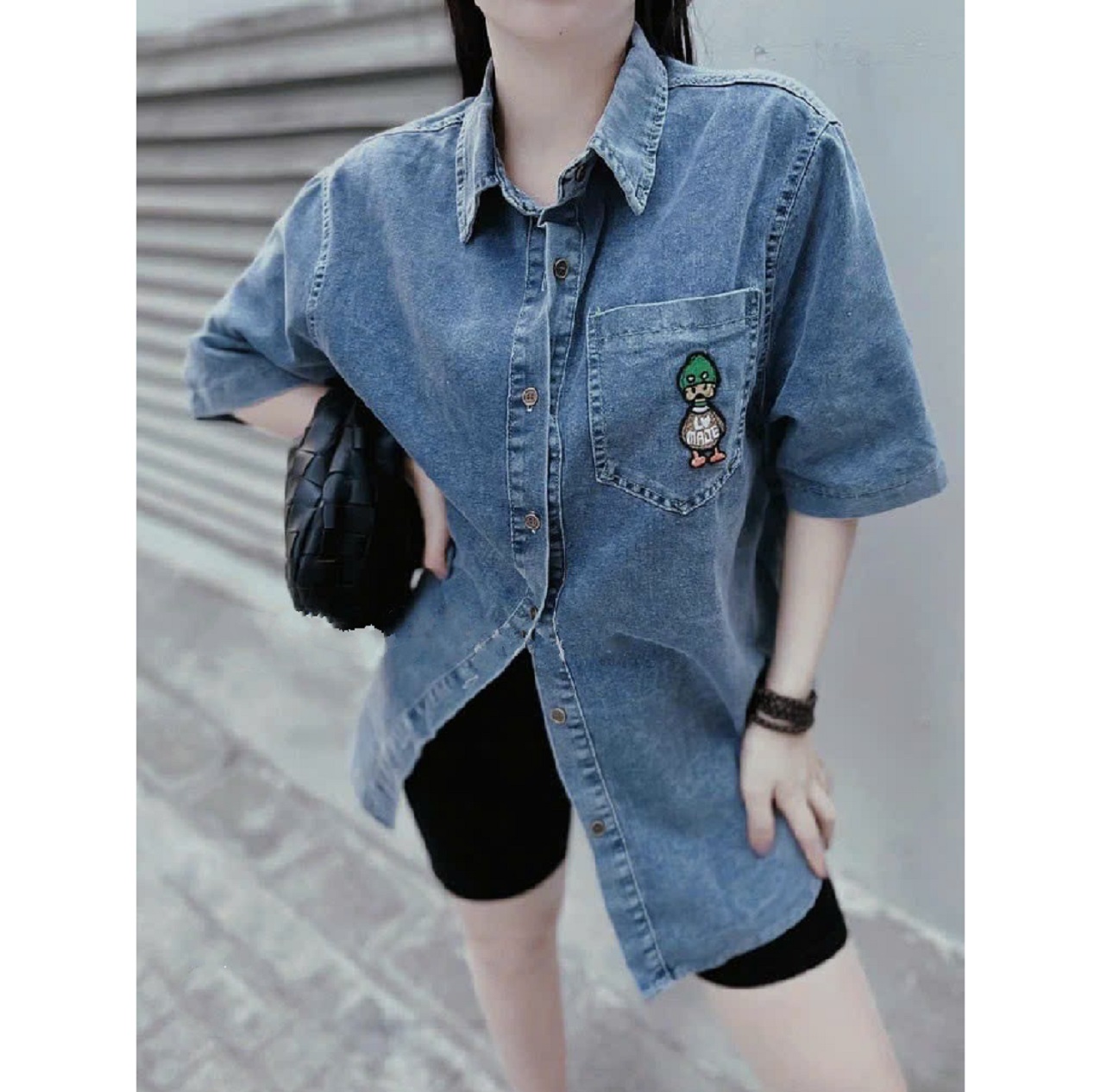 Áo sơ mi jean nữ form rộng thời trang
