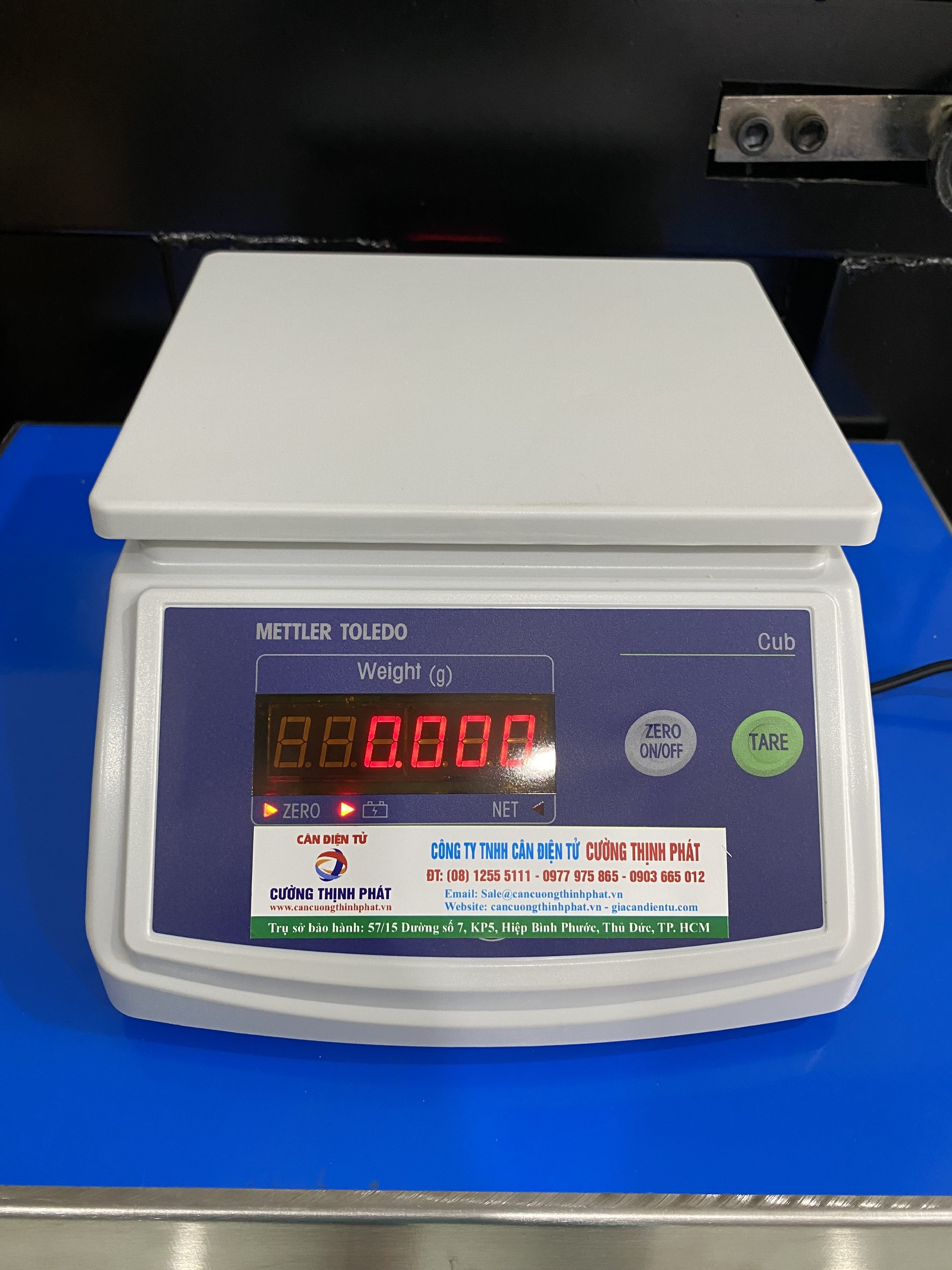 Cân Điện Tử Thủy Sản CUB SCALES RW3220 7.5KG