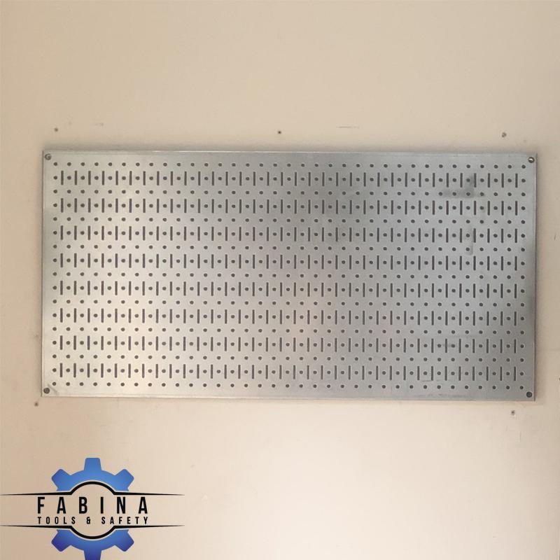 Tấm lưới Pegboard mạ kẽm kèm phụ kiện treo tường