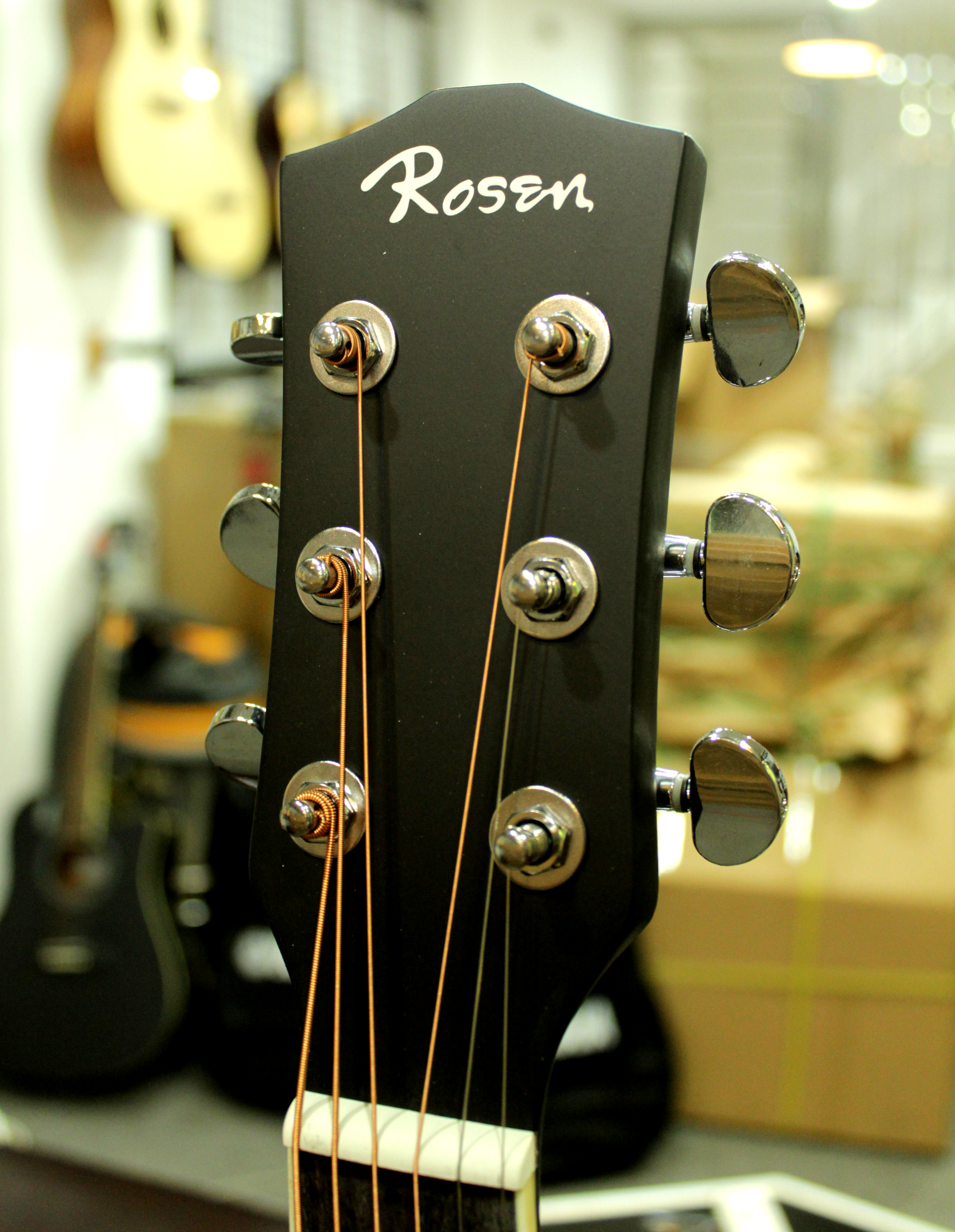 Đàn Guitar Acoustic Rosen Mini Mầu Đen Nhám ( Solid Top)