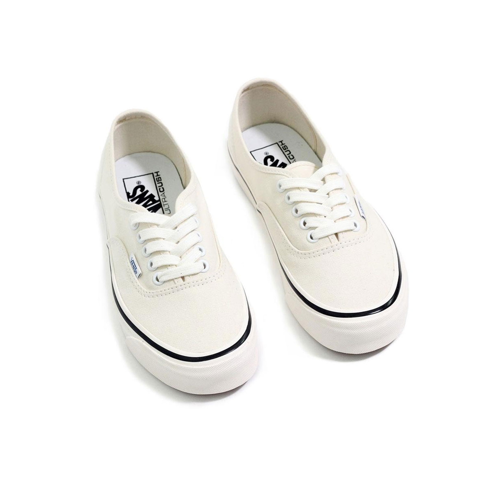 Giày Sneaker Unisex Vans Authentic VN0A38ENMR4