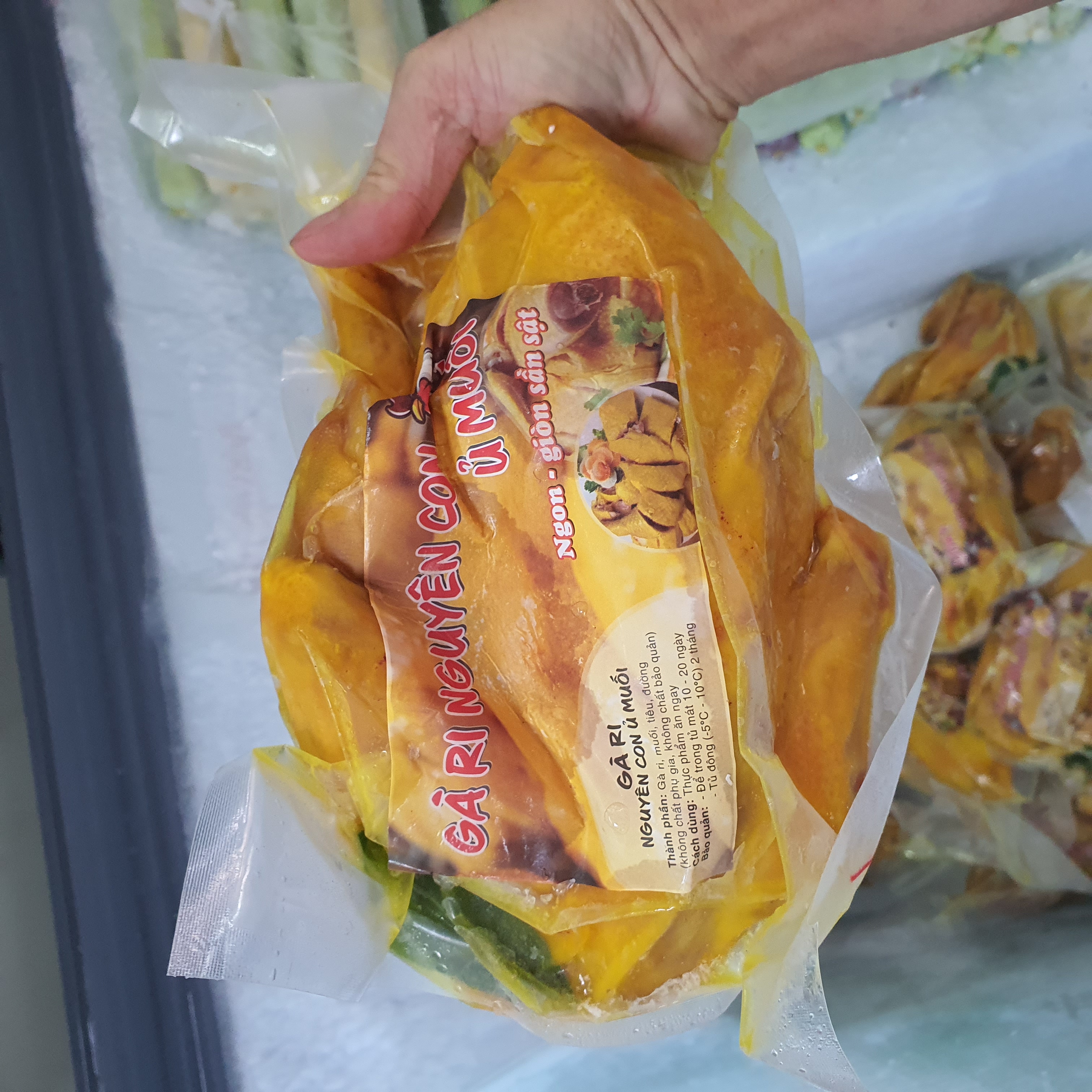 Gà muối tiêu - 1kg