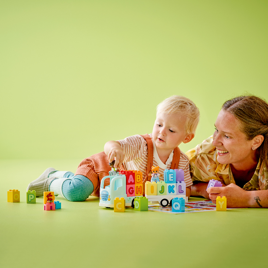 Đồ Chơi Lắp Ráp Đoàn Tàu Học Chữ LEGO DUPLO 10421