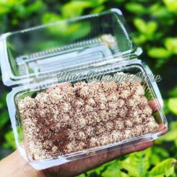 Hộp nhựa đựng bánh dùng 1 lần H04