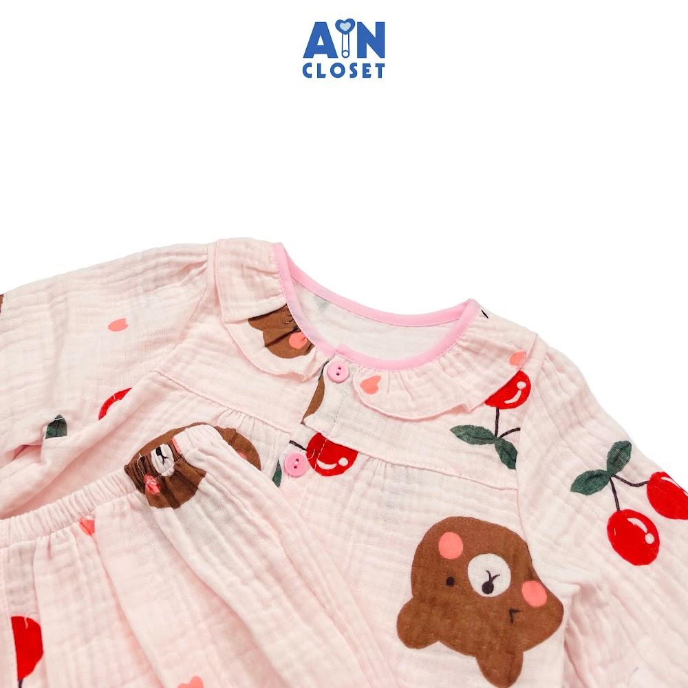 Bộ quần áo dài bé gái họa tiêt Gấu Cherry xô muslin - AICDBG7TWAW8 - AIN Closet