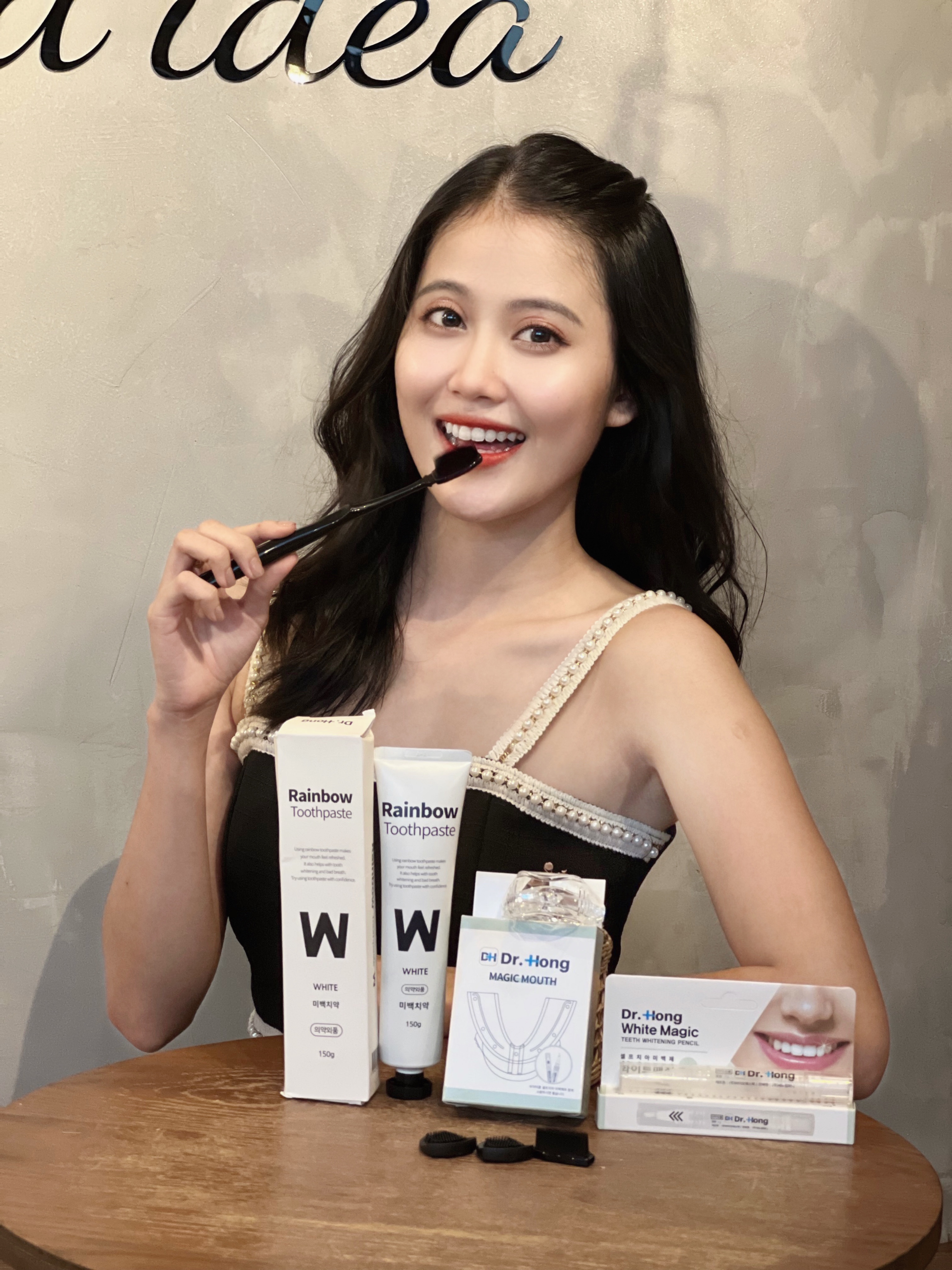 Kem đánh răng làm trắng răng DR.HONG Rainbow White Toothpaste PICKO