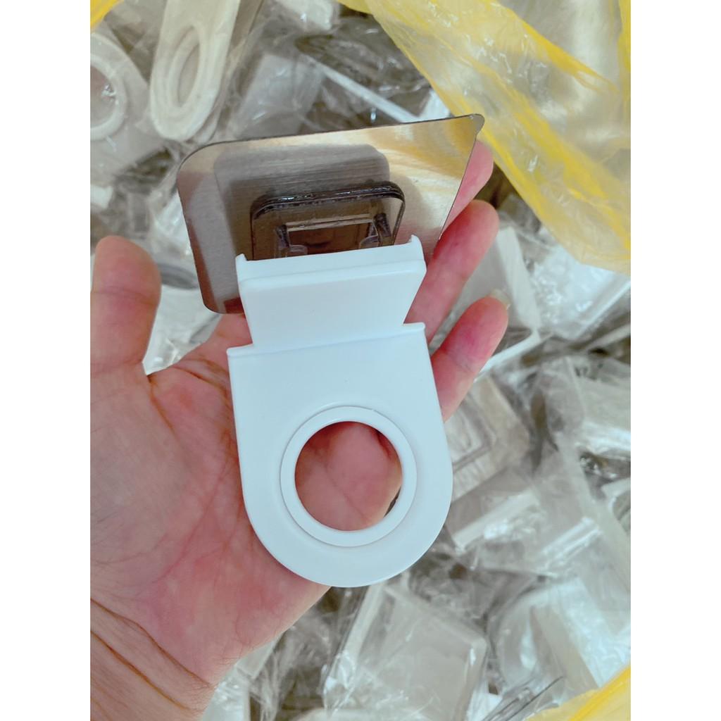 Móc Dán Tường Treo Chai Lọ Giá Móc Để Nước Rửa Tay Dầu Gội Đầu Sữa Tắm Xà Phòng Dán Tường Siêu Chắc