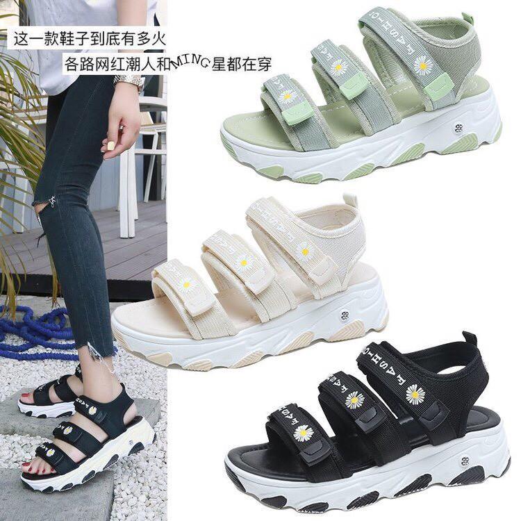 Sandal nữ 3 quai 3 BÔNG HOA CÚC đế bánh mì êm chân 5 phân (mã 505