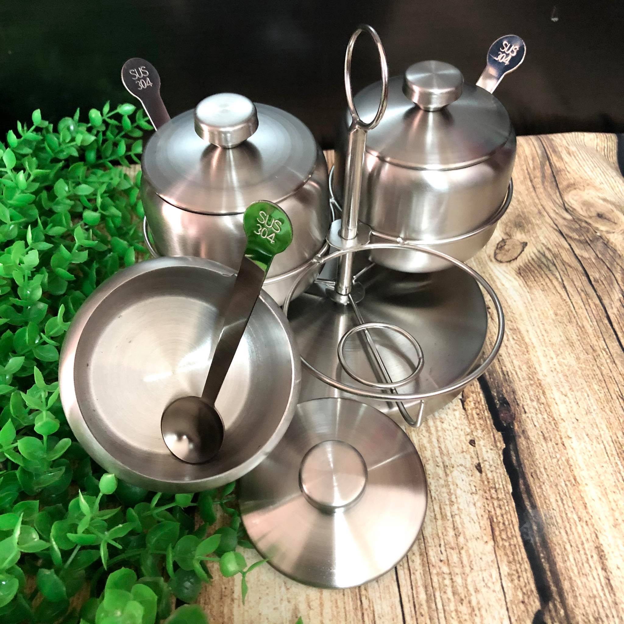 COMBO BỘ 3 Hũ Lọ đựng GIA VỊ INOX SUS 304. Dụng cụ nhà Bếp thiết yếu đựng chứa trữ Đường Muối Bột ngọt. Có nắp đậy bảo vệ AN TOÀN cho gia vị luôn NGON MỚI