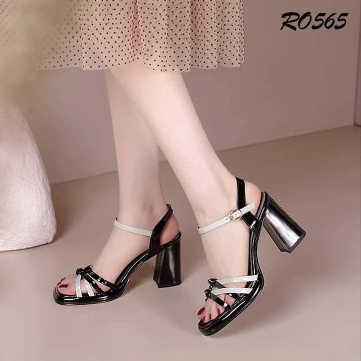 Giày sandal nữ cao gót 8 phân hàng hiệu rosata hai màu đen xám ro565