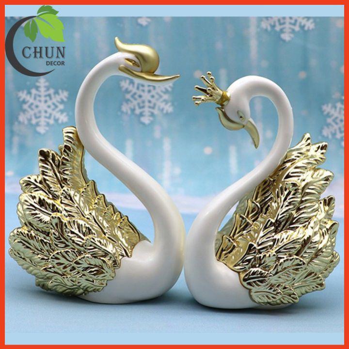 Thiên nga nhựa trang trí kệ tủ, kệ gắn tường, làm quà lưu niệm
