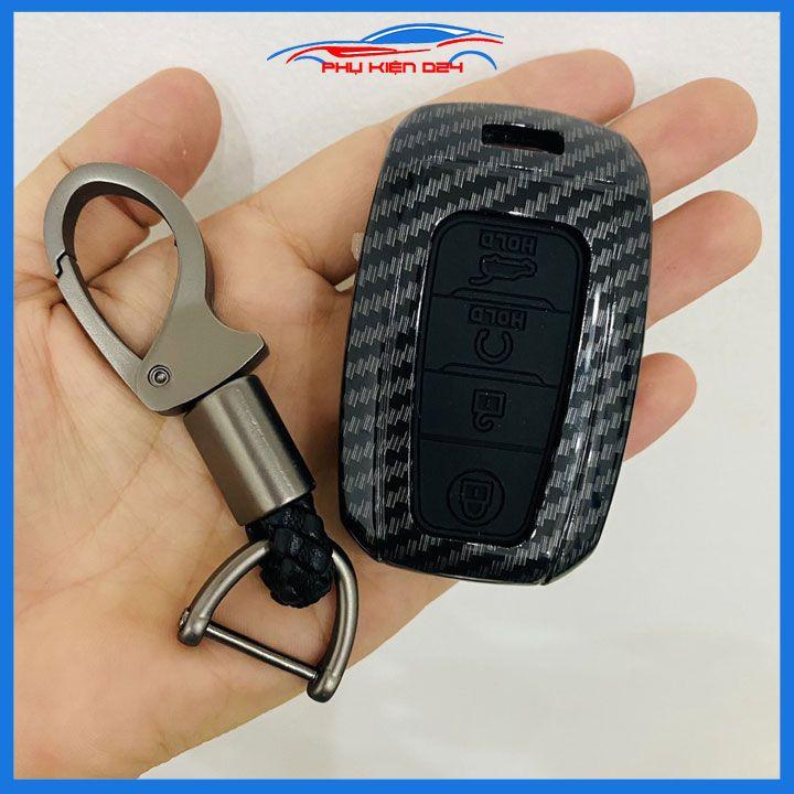 Ốp chìa khóa vân cacbon Seltos 2022-2023 4 nút kèm móc khóa