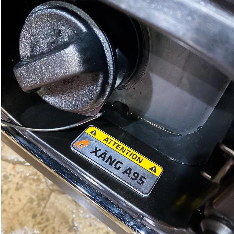 Decal tem nhôm dán cảnh báo đổ xăng A95, dầu Diesel cho xe ô tô