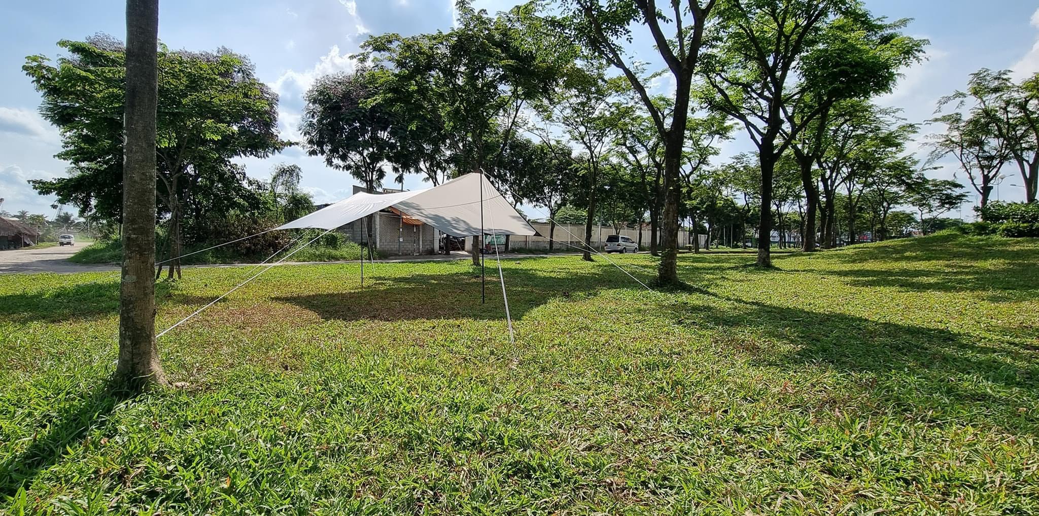Hexa Tarp 4,4m × 4m + bộ trụ 2m xanh rêu