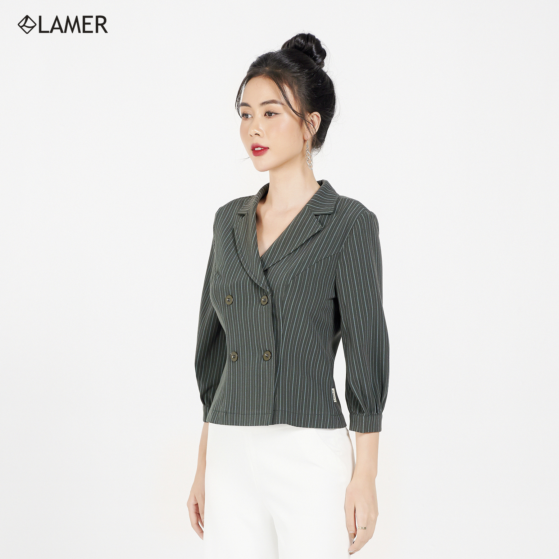 Áo vest cổ 2 ve, tay nhún LAMER L65D20Q004