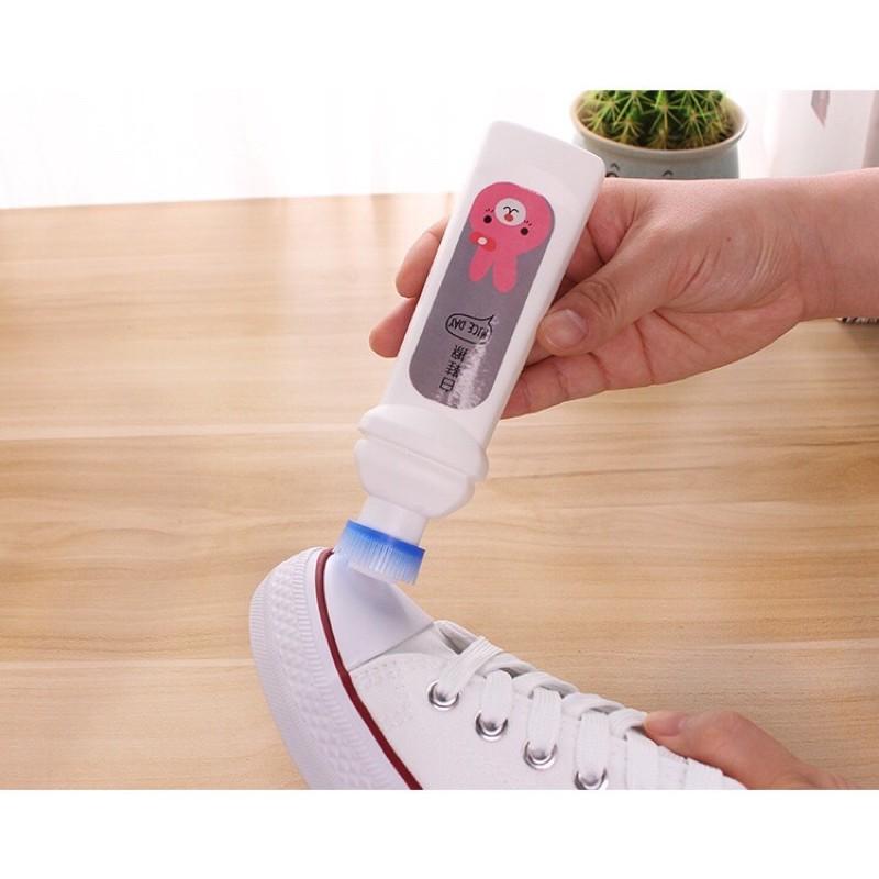 Chai tẩy trắng giày cute