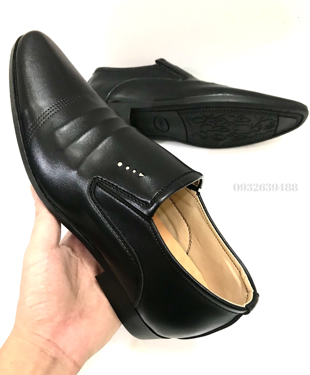 Giày công sở tăng chiều cao 6-7cm..da mềm..mã TC01..size từ 39 -44..màu đen..mẫu mới nhất hiện nay