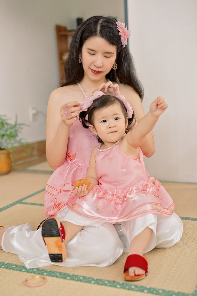 Sumire Store Áo yếm xòe organza Hoa Niên Ca - Hồng