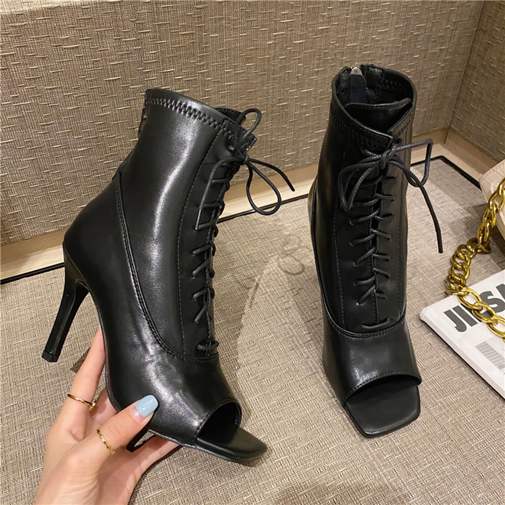 Bốt Boots Nữ Hở Mũi Kiểu Dáng Buộc Dây Gót Nhọn 7p Cá Tính (Mã F10) Kèm Tất Gấu Siêu Xinh