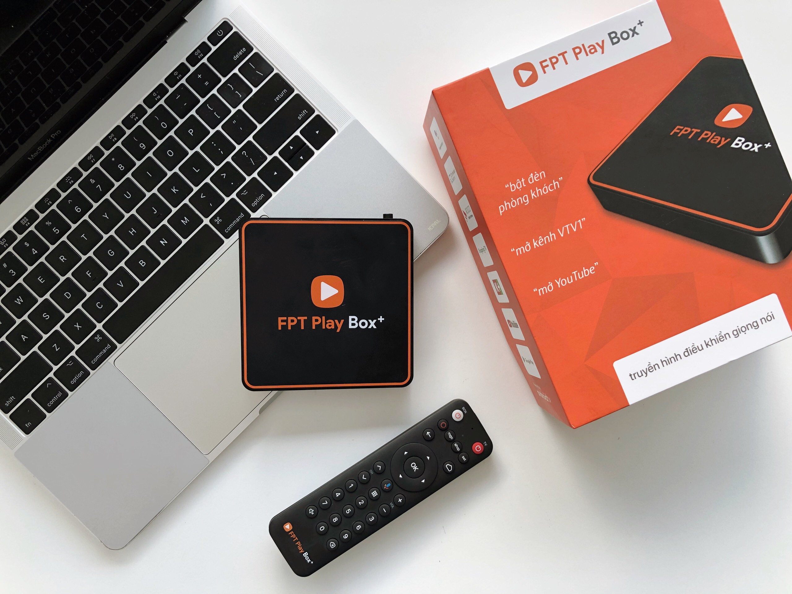 Android Tivi Box FPT Play Box+ 2020 2GB Hệ Điều Hành Android TV 10 Hỗ Trợ 4K Tích Hợp Điều Khiển Bằng Giọng Nói - Hàng Chính Hãng