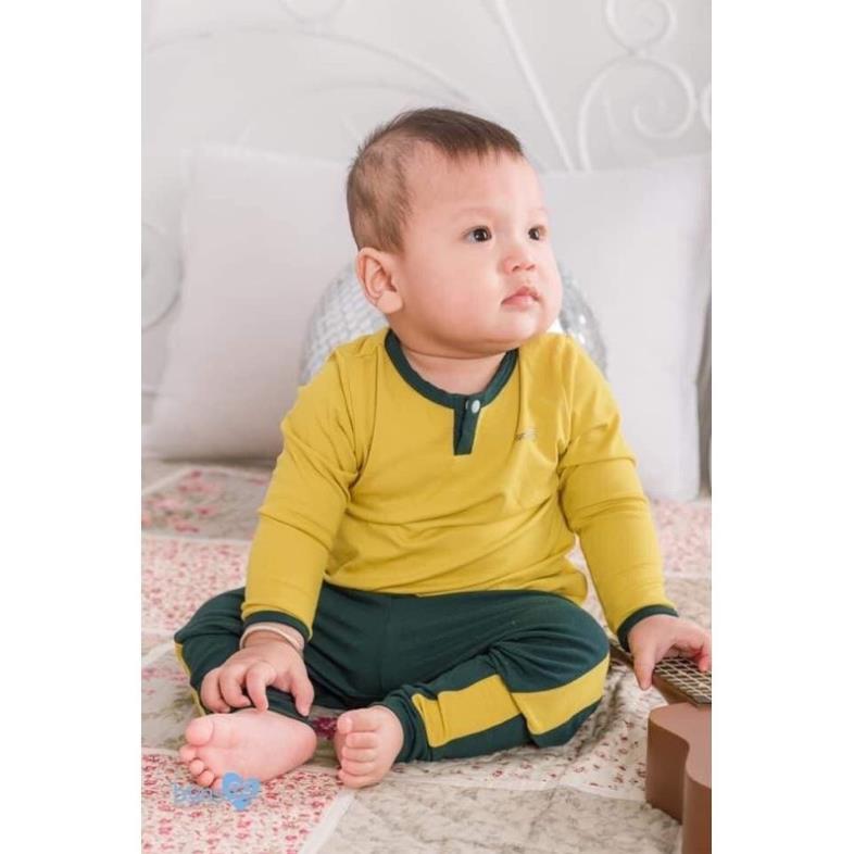 Bộ cổ trụ chất vải mềm cho bé