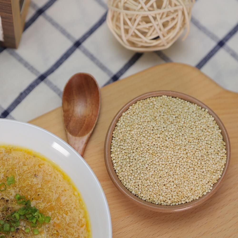 Hạt Quinoa (Diêm Mạch) Trắng Smile Nuts Túi 2kg - Sản phẩm hữu cơ được nhập khẩu từ Peru (Túi Quinoa 2kg tiện dụng và tiết kiệm)