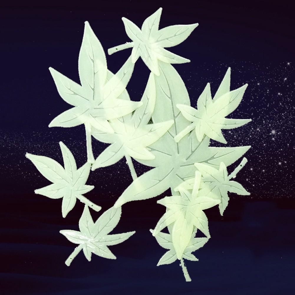 Bộ 10 miếng dán tường hình lá phong tím hiệu ứng dạ quang