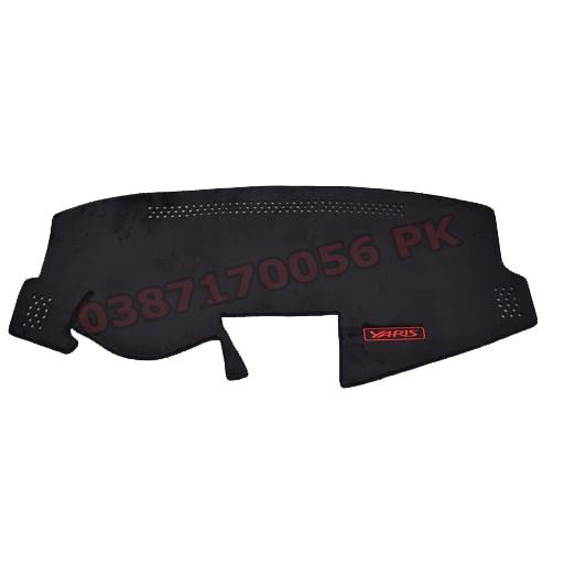 Thảm chống nóng taplo toyota yaris 2010-2020