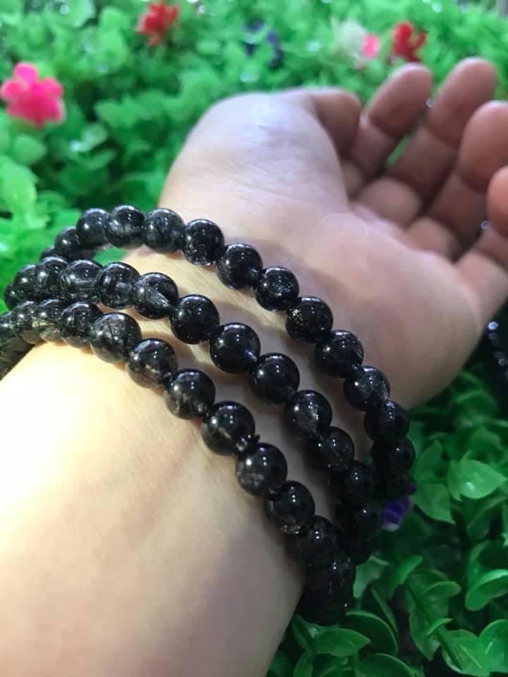 Vòng tay phong thủy Thạch Anh Tóc Đen Tự Nhiên VIP Vòng size 6,8mm đẹp quấn 3 vòng tay kiểu bóng tay đẹp xinh Hợp Nữ mệnh thủy mệnh mộc ạ