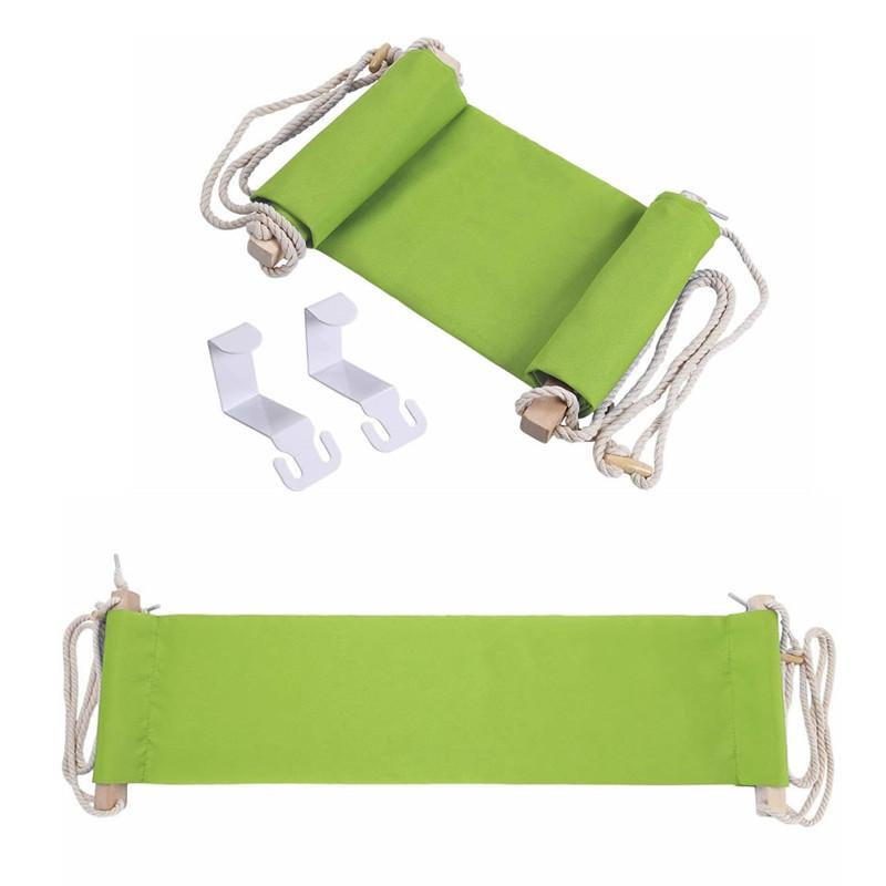 Di Động Xanh, Cam Chân Võng Giày Lười Giản Dị Để Bàn Còn Lại Chân Đưa Chân Chân Xoay Để Chân