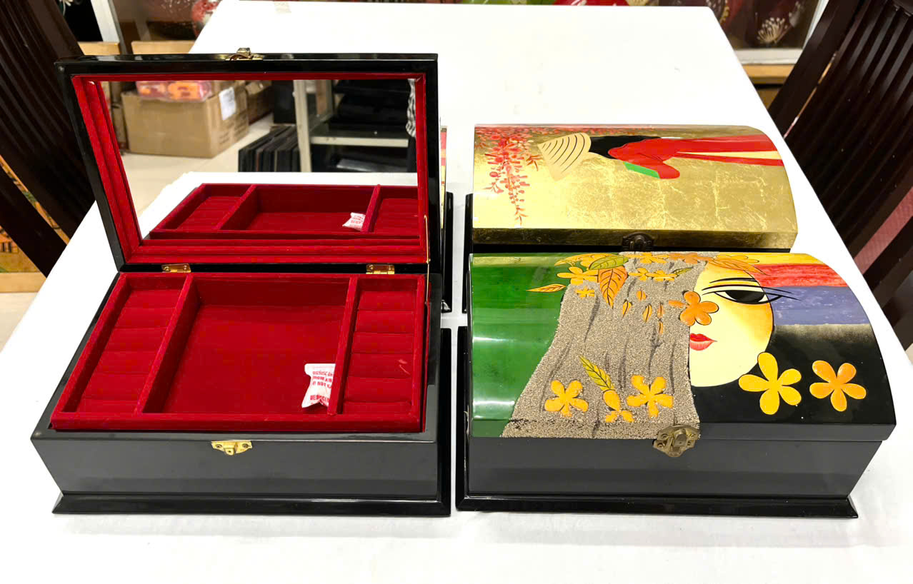 Hộp nữ trang 2 tầng nắp cong Sơn Mài Cao Cấp Thanh Bình Lê đựng đồ trang sức, vật dụng nhỏ xinh, làm quà tăng,...