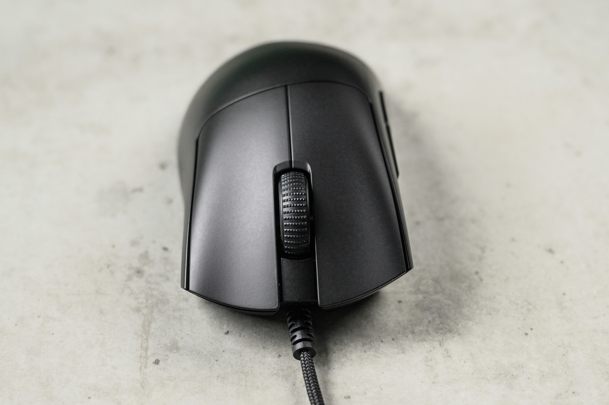 Chuột có dây Razer DeathAdder V3-Ultra-lightweight Ergonomic Esports Mouse_Mới, hàng chính hãng