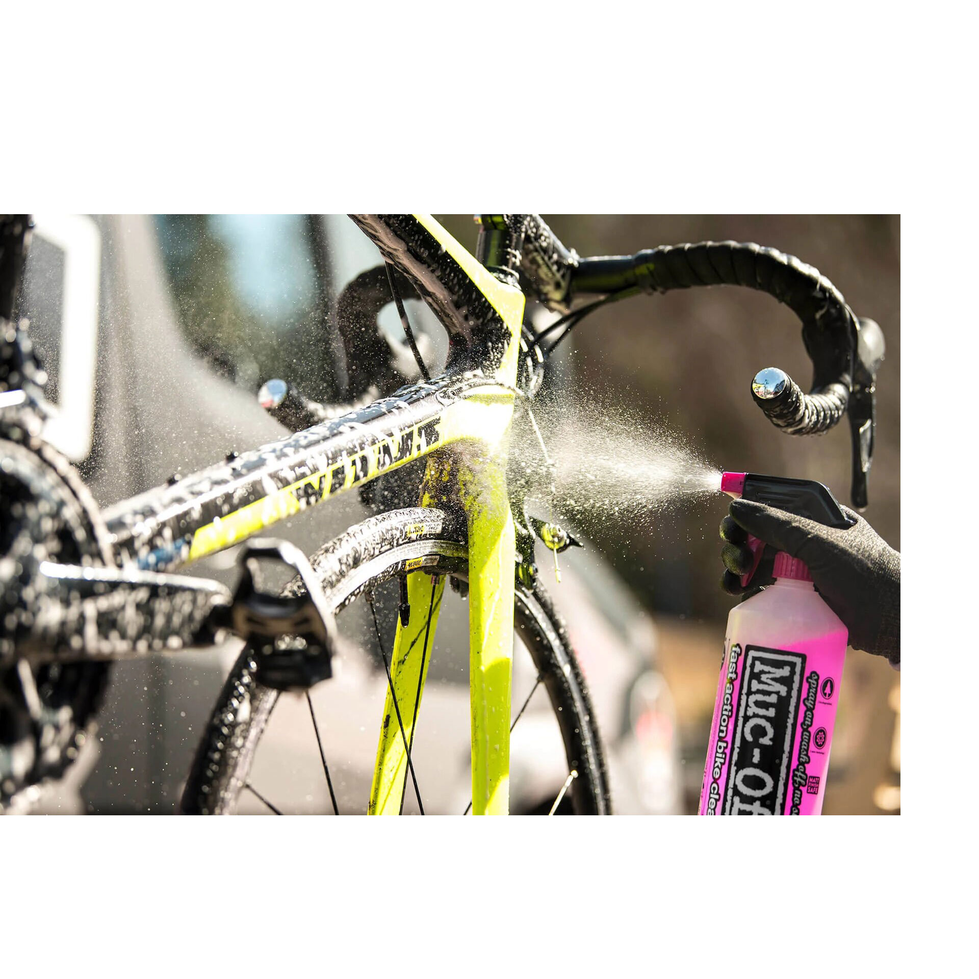 Hình ảnh Dung Dịch Rửa Xe đạp, Xe máy và Ô tô Công Nghệ Nano Muc Off Bike Cleaner