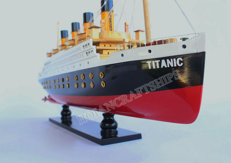 Tàu Titanic mô hình 60cm ko điện