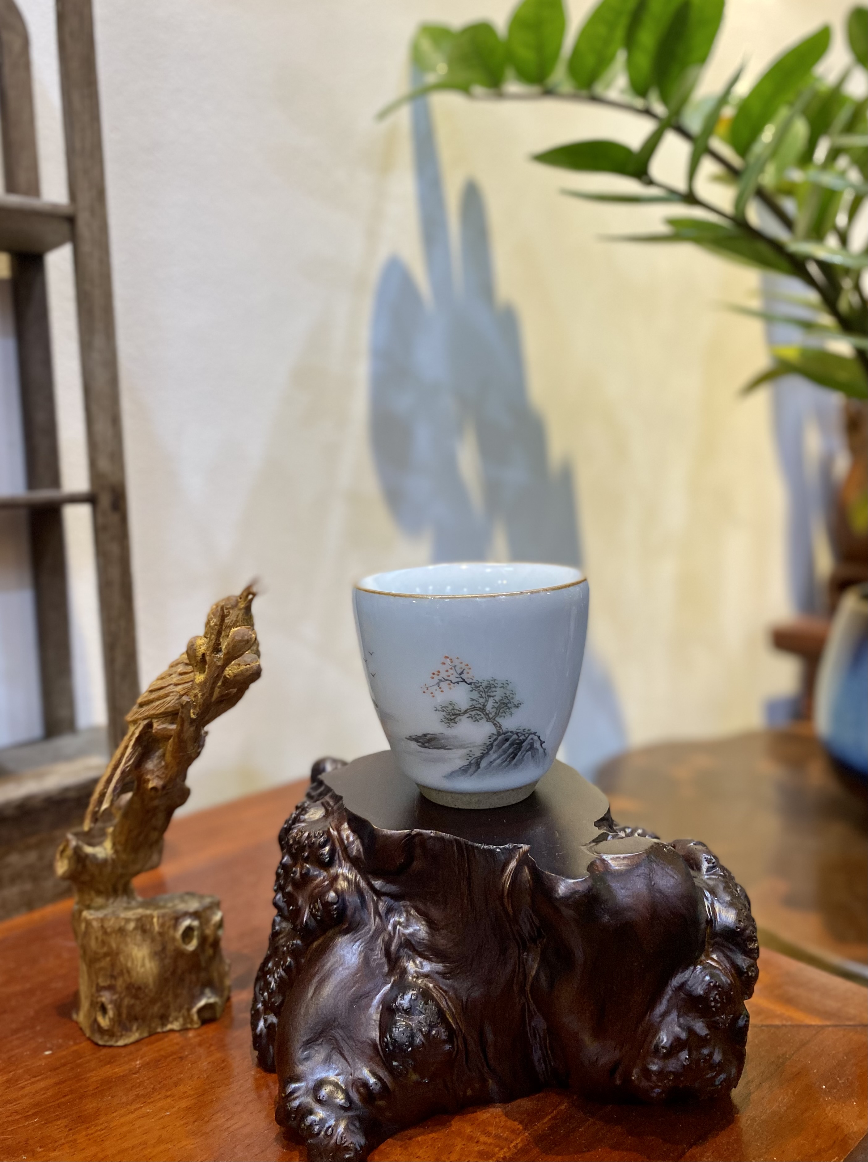 CHÉN SỨ CẢNH ĐỨC CAO CẤP VẼ TAY- HỌA TIẾT SƠN THỦY - DUNG TÍCH 110ML - VIỆT LONG TRÀ