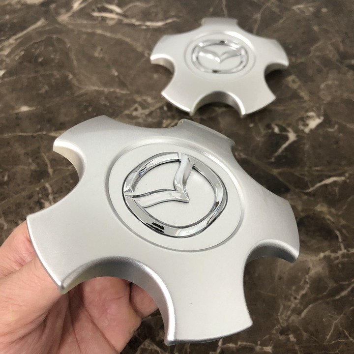 Logo chụp mâm, ốp lazang bánh xe ô tô Mazda Đường kính 11.5cm, đường kính chân: 6cm, cao 1.5cm - 1 CHIẾC