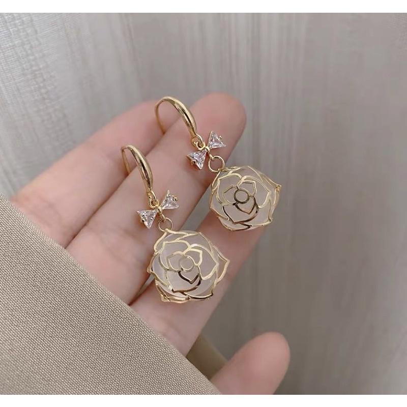Bông tai khuyên tai nữ thả nơ ngọc trắng đẹp Ring House