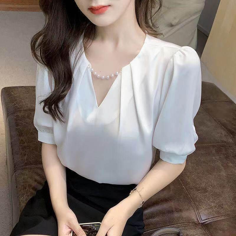 Áo sơ mi kiểu nữ cổ V đính VÒNG NGỌC tay lửng sang trọng