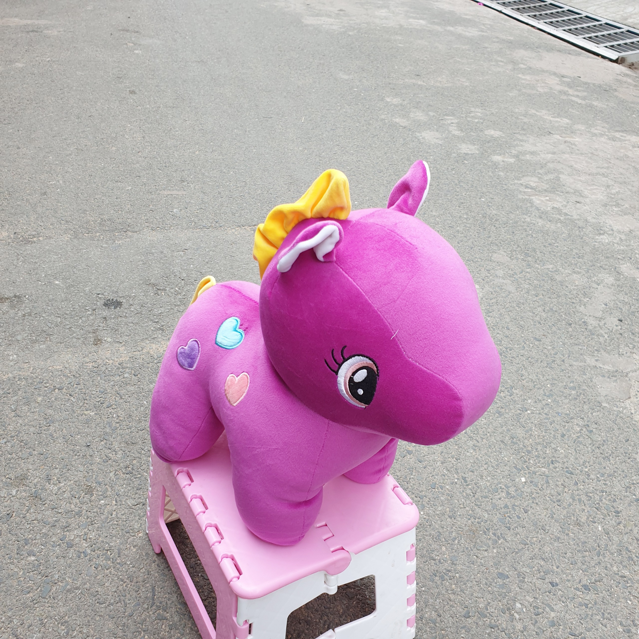 Ngựa Pony 4 chiều nhồi bông size 40cm màu tím