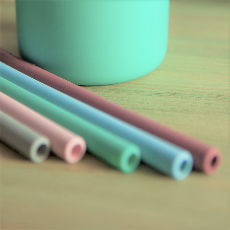 MinikOiOi Set cọ rửa và ống hút silicone cho bé