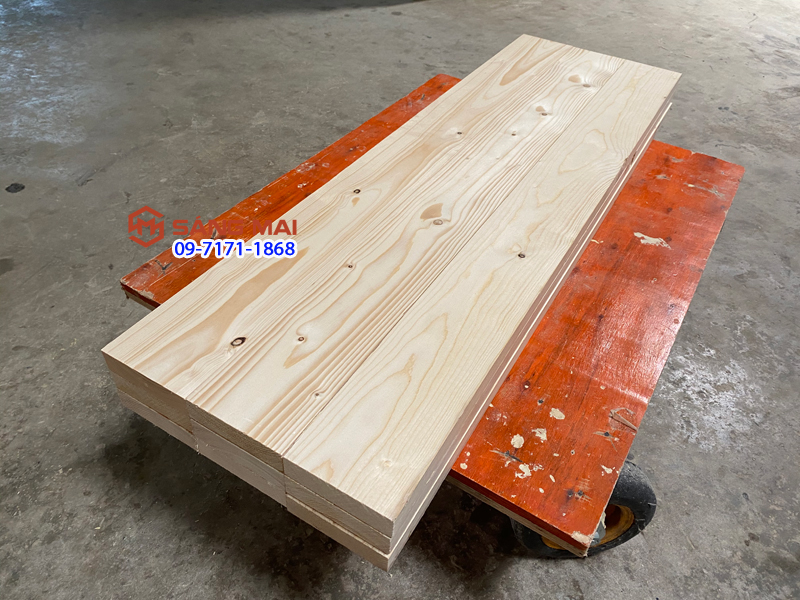 Thanh gỗ thông dày 3cm x rộng 12cm x dài 120cm + láng mịn 4 mặt