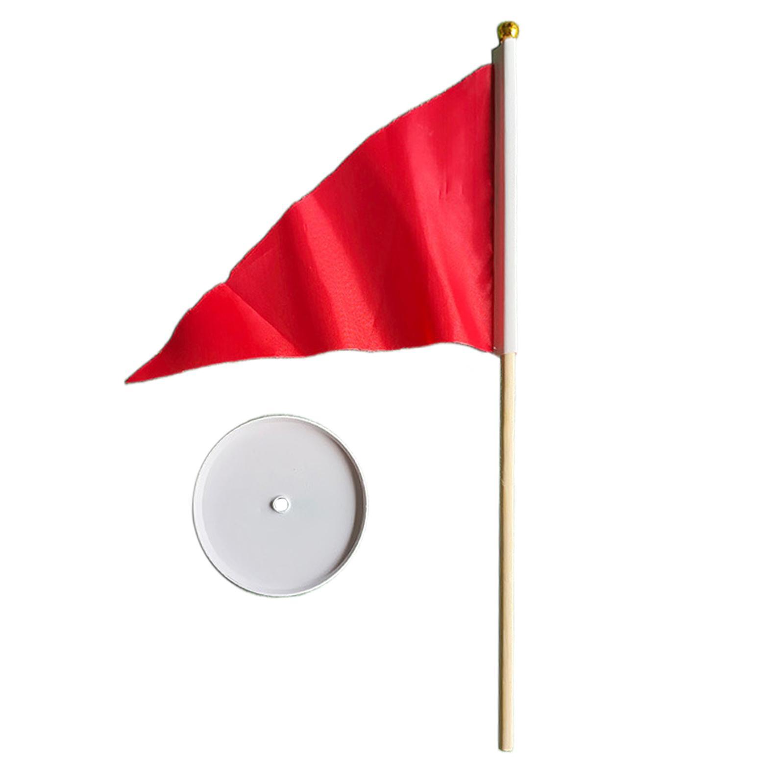 Mini Golf Putting Cup with Flag Flagpole Golf Putter Practice Hole Golf Flagstick Set for Yard Indoor Outdoor Use