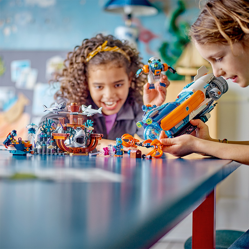 Đồ Chơi Lắp Ráp Tàu Ngầm Thám Hiểm Biển Sâu Lego City 60379