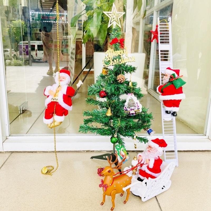 Ông già Noel leo thang, Ông già Noel nhảy dù, Ông già Noel chui ống khói, Ông già Noel cưỡi hươu, Quà tặng ông già Noel